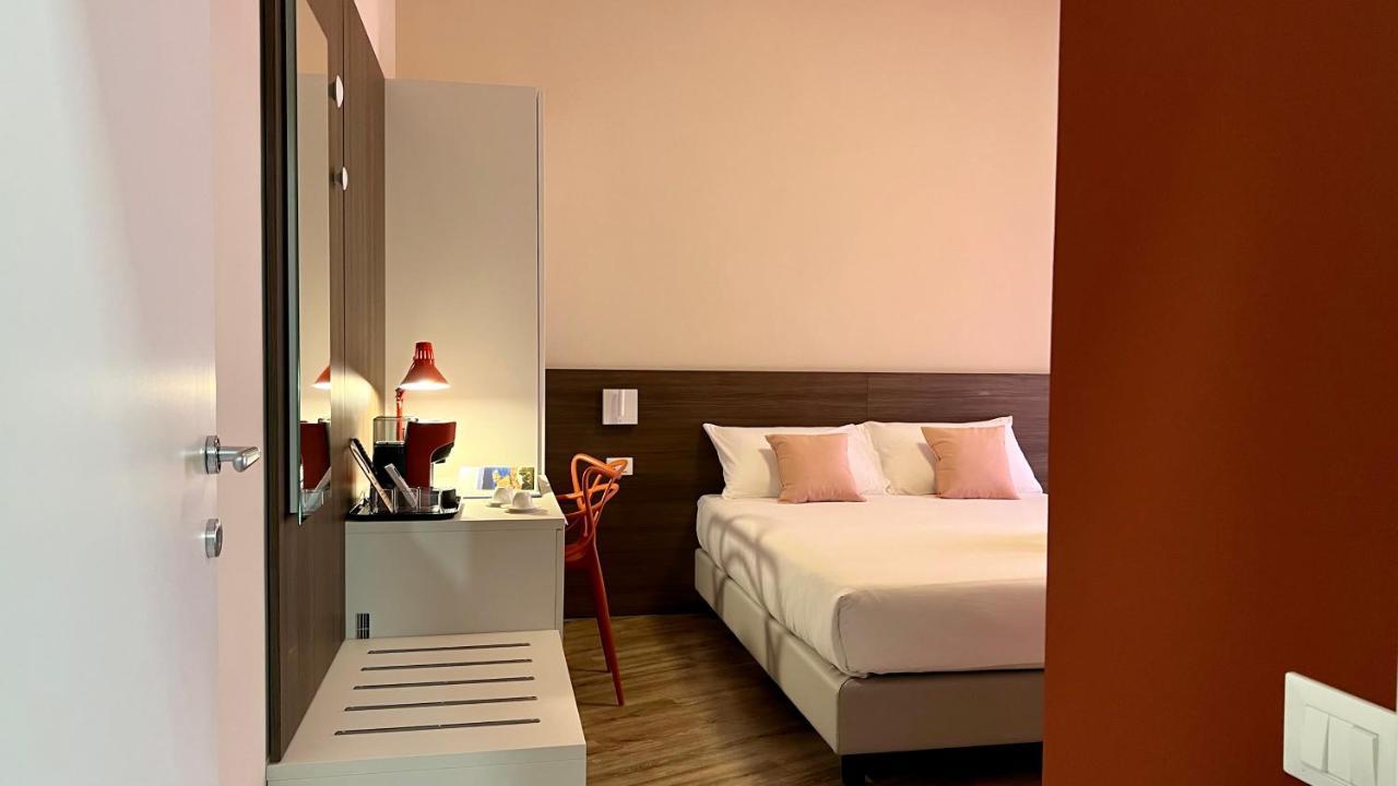Arkadia 2.0 Hotel Cagliari Buitenkant foto