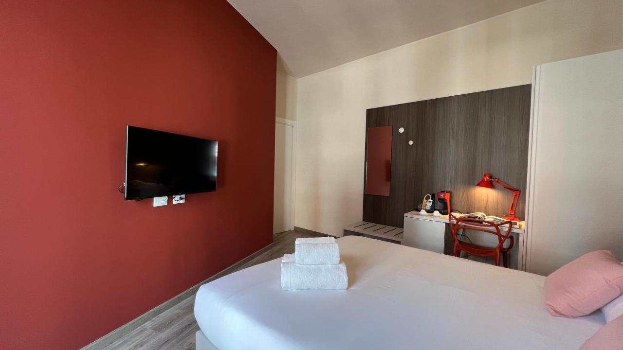 Arkadia 2.0 Hotel Cagliari Buitenkant foto